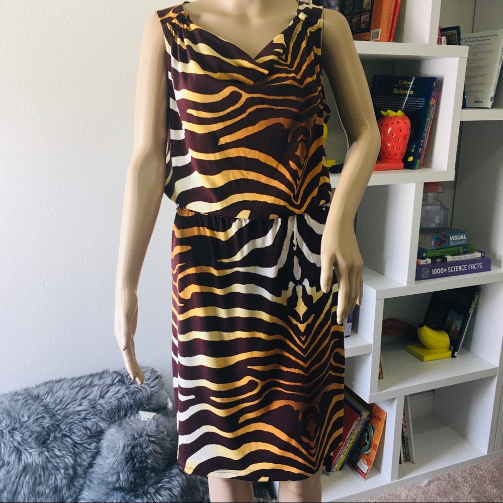 JONES NEW YORK sleeveless animal print cowl neck dress with belt size small